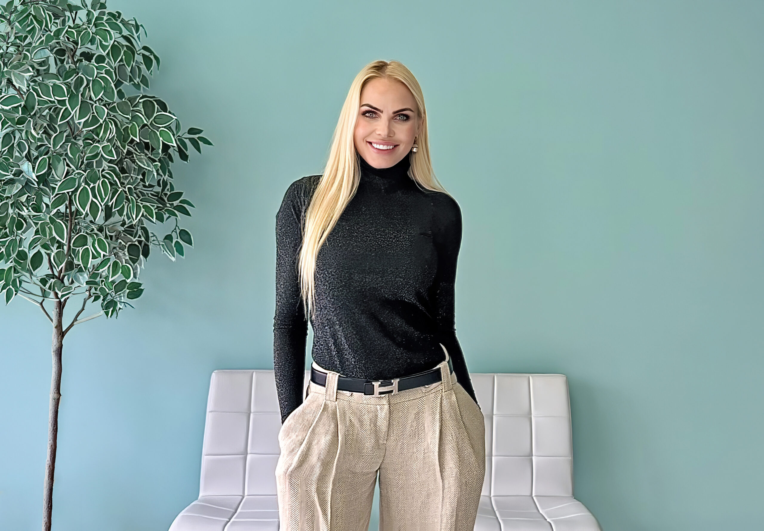 Kristiina Heinmets räägib oma kogemusest fraktsionaalse laserprotseduuriga, taastumisest, tulemustest ja sellest, miks teeks ta protseduuri täna uuesti.
Сообщен